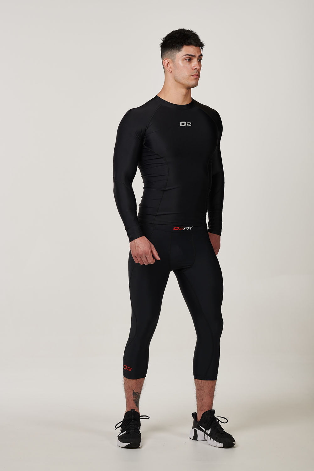 Male Long Top Black with Black – O2Fit